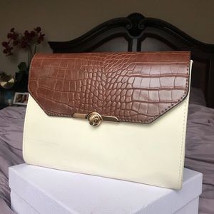 Chic snakeskin clutch